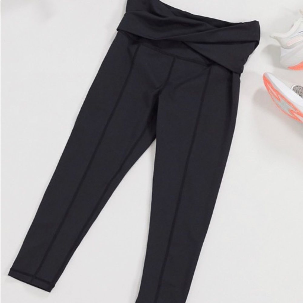 Free people hang ten leggings brand new with tags - Picture 3 of 4